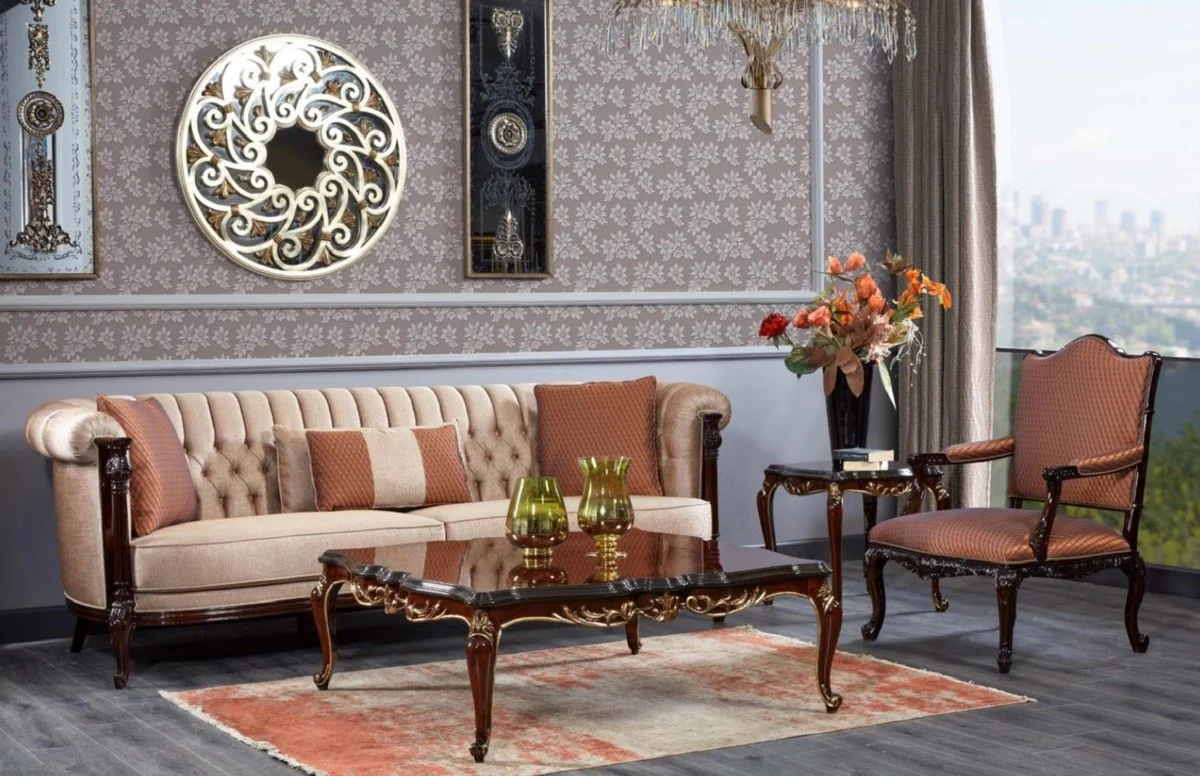 Luxus Barock Chesterfield Sofa Beige / Dunkelbraun - Prunkvolles Wohnzimmer Sofa - Barockstil Wohnzimmer Möbel - Luxus Möbel im Barockstil - Barock Einrichtung - Edel & Prunkvoll