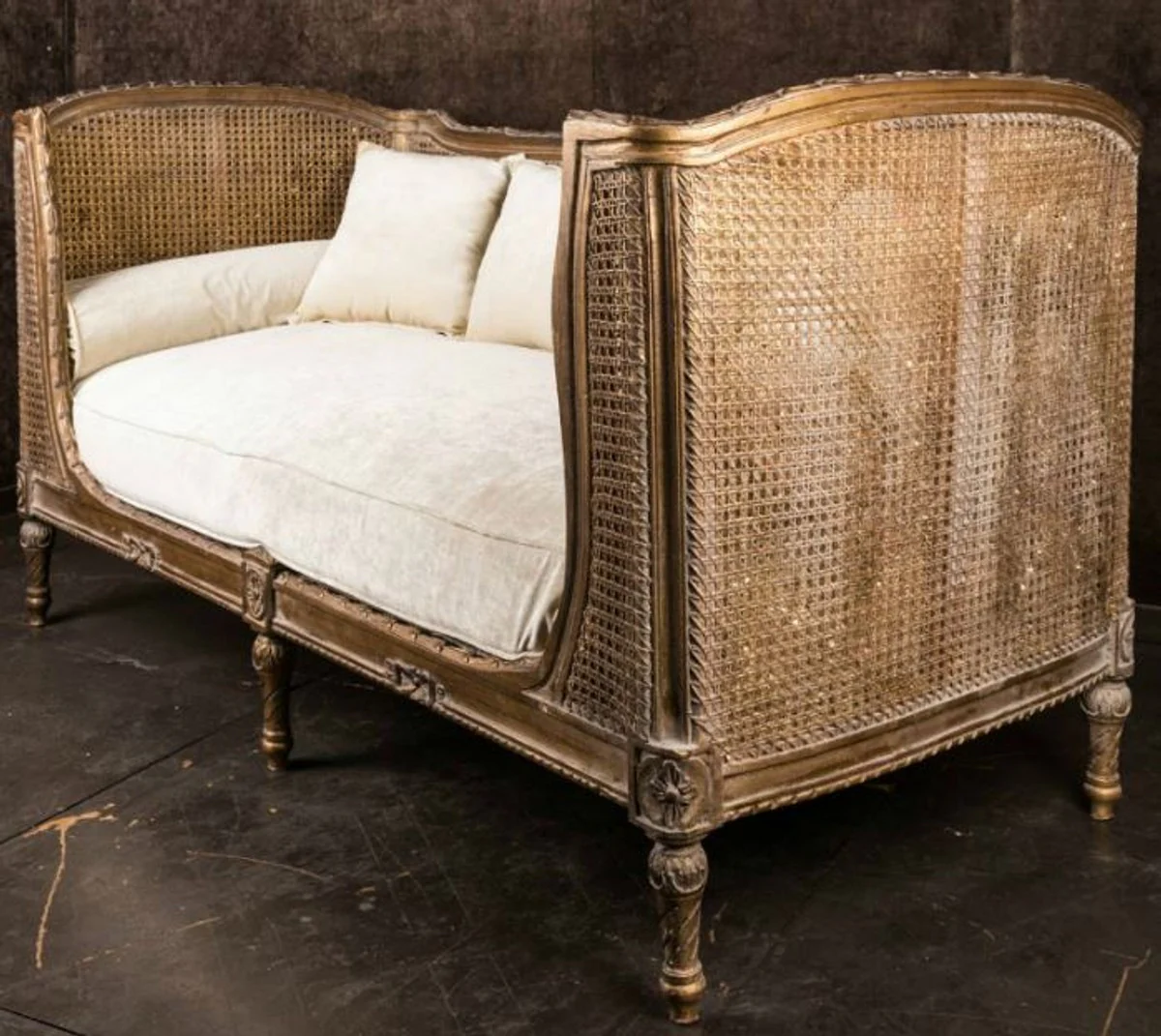 Luxus Barock Sofa mit Kissen Braun / Elfenbeinfarben 187 x 89 x H. 103 cm - Handgefertigtes Sofa im Antik Stil - Wohnzimmer Möbel