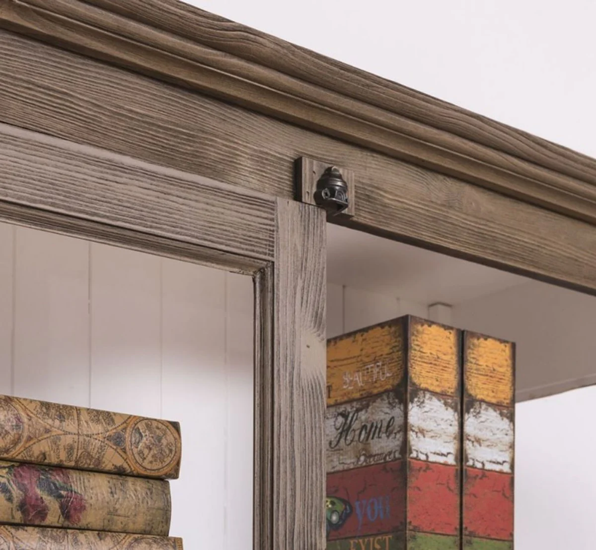 Landhausstil Vitrine Braun / Weiß 109 x 40 x H. 210 cm - Massivholz Schrank mit 2 Glastüren - Vitrinenschrank - Landhausstil Möbel