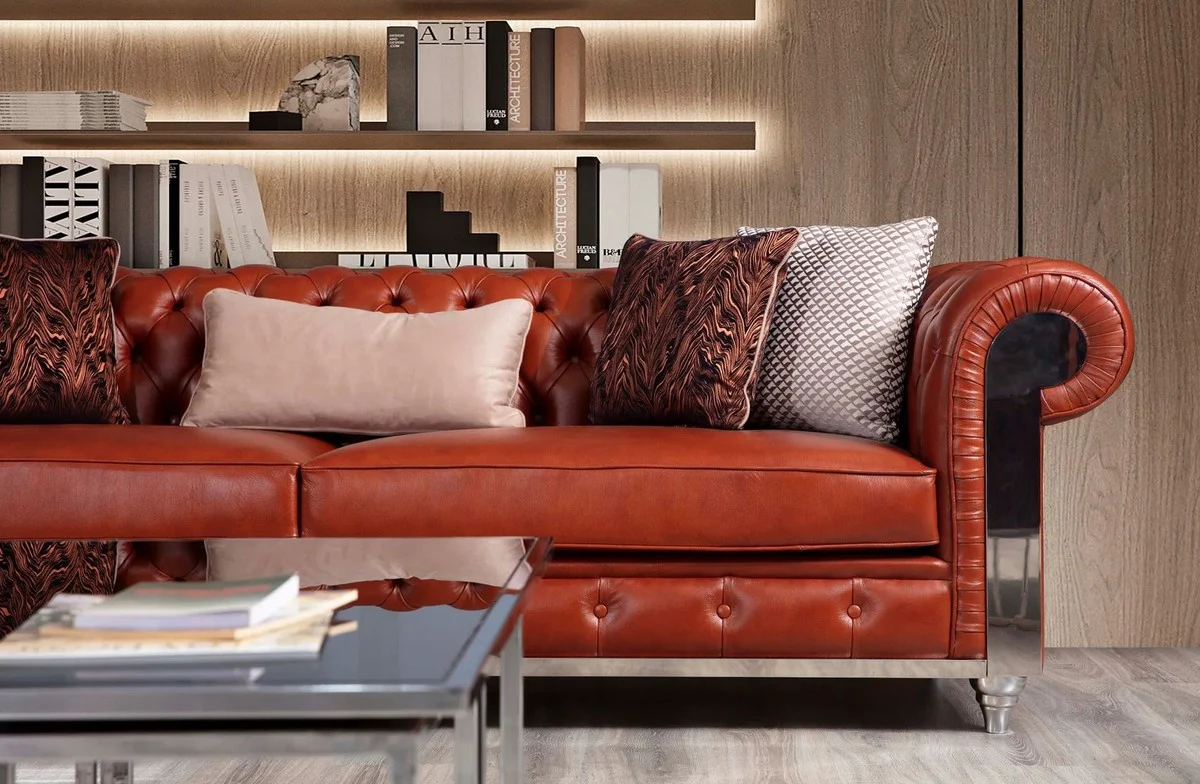 Luxus Chesterfield Kunstleder Sofa Braun / Silber 270 x 100 x H. 70 cm - Wohnzimmer Sofa - Wohnzimmer Möbel - Chesterfield Möbel - Luxus Möbel - Luxus Einrichtung