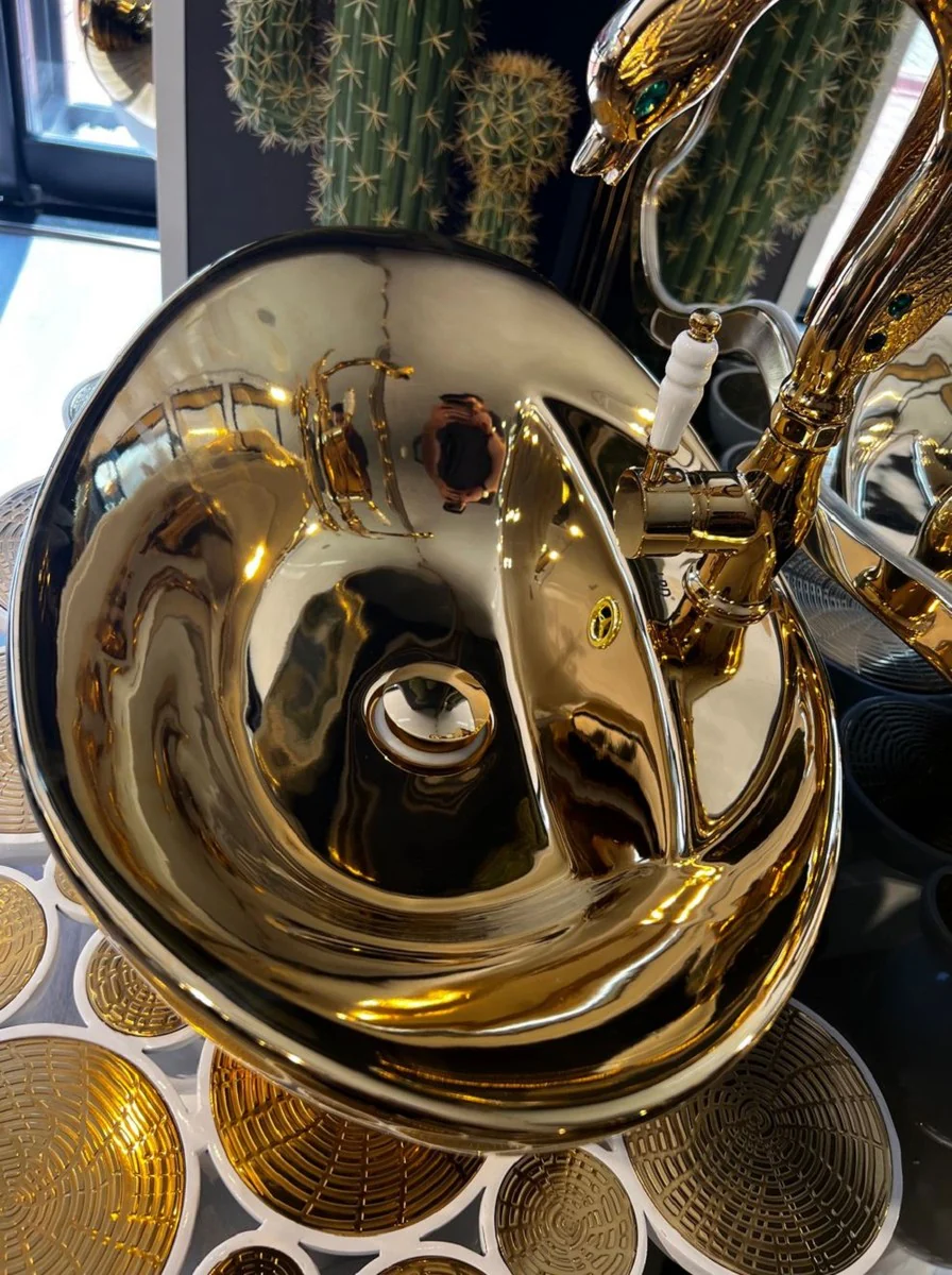 Luxus Designer Badezimmer Set Weiß / Gold 150 x 58 x H. 70 cm - 1 Waschtisch mit Waschbecken und Armatur - Badezimmer Möbel - Luxus Möbel - Designer Möbel