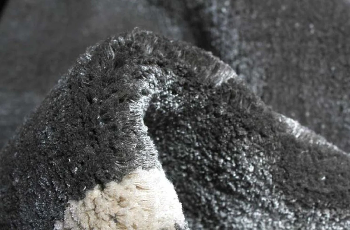 Luxus Viskose Teppich Schwarz / Grau 160 x 230 cm - Rechteckiger Wohnzimmer Teppich - Moderner Schlafzimmer Teppich - Luxus Interior - Luxus Qualität