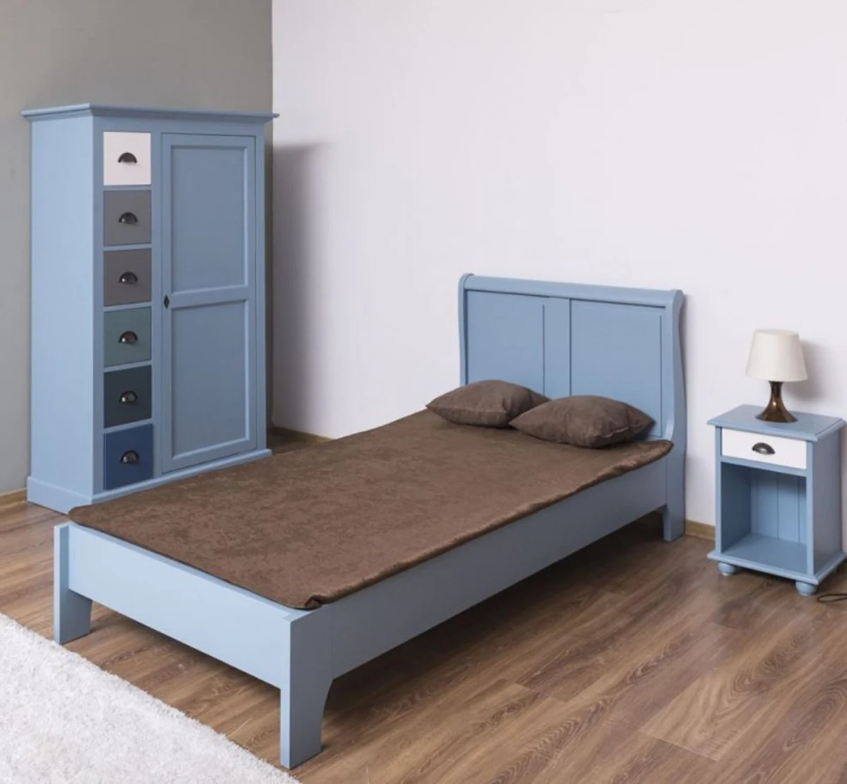 Landhausstil Massivholz Kinderzimmer Möbel Set Hellblau / Weiß / Mehrfarbig - 1 Einzelbett & 1 Kleiderschrank & 1 Nachttisch - Landhausstil Möbel