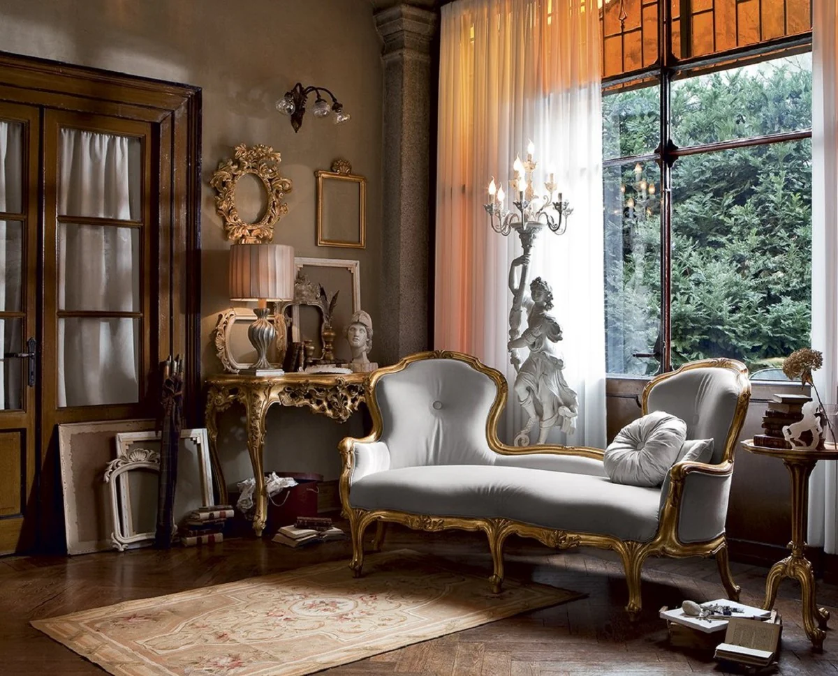 Luxus Barock Beistelltisch Antik Gold - Prunkvoller Barockstil 3-Bein Massivholz Tisch - Luxus Möbel im Barockstil - Barock Möbel - Luxus Qualität - Made in Italy