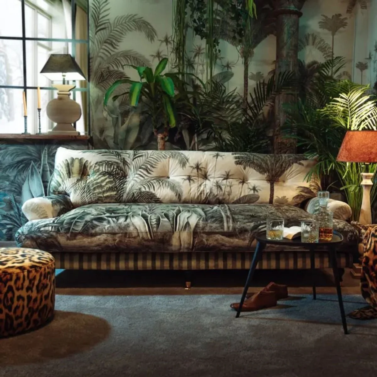 Luxus Samt Sofa Grün / Mehrfarbig / Schwarz / Messing 200 x 100 x H. 87 cm - Wohnzimmer Sofa - Hotel Sofa - Wohnzimmer Möbel - Hotel Möbel - Luxus Möbel - Wohnzimmer Einrichtung