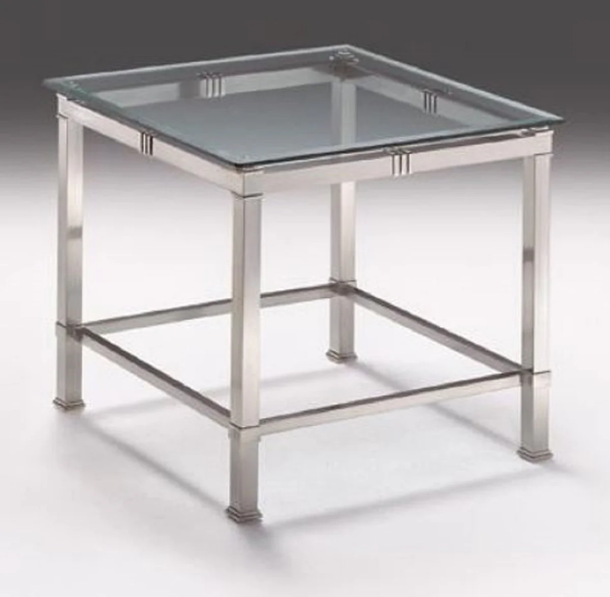 Luxus Beistelltisch Silber 60 x 60 x H. 48 cm - Quadratischer Messing Tisch mit Glasplatte - Luxus Wohnzimmer Möbel