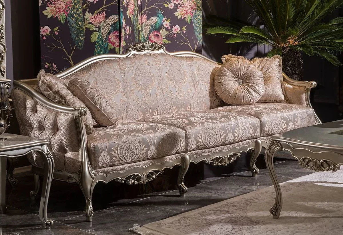 Luxus Barock Wohnzimmer Sofa Rosa / Silber 245 x 83 x H. 104 cm - Massivholz Sofa mit elegantem Muster und dekorativen Kissen - Wohnzimmer Möbel im Barockstil