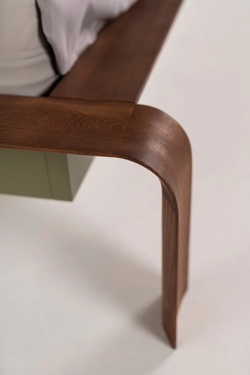 Luxus Massivholz Doppelbett Dunkelbraun - Verschiedene Größen