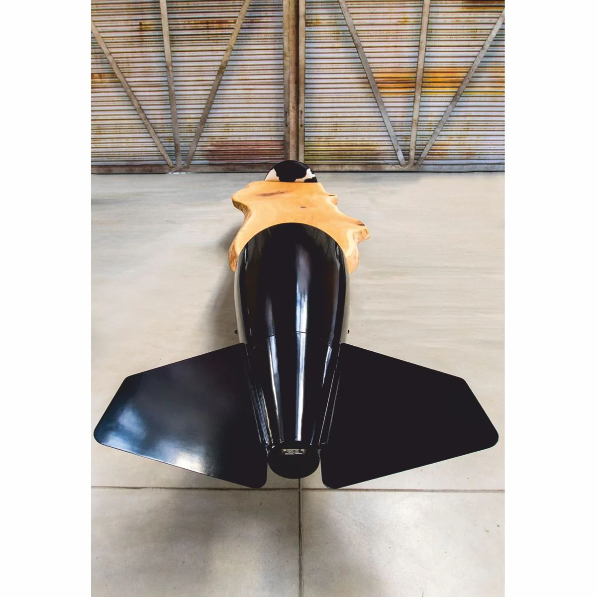 Luxus Couchtisch in Torpedo Form 560 cm - Original Zusatztank Tornado Fighter deutsche Luftwaffe