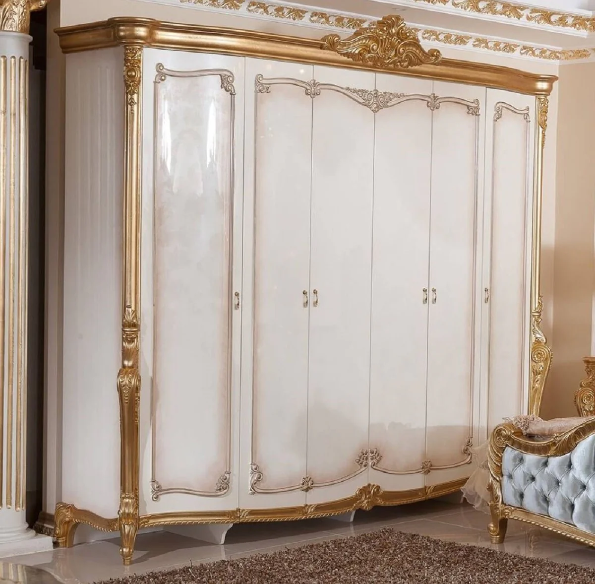 Luxus Barock Schlafzimmerschrank Weiß / Braun / Gold - Barockstil Schlafzimmer Möbel