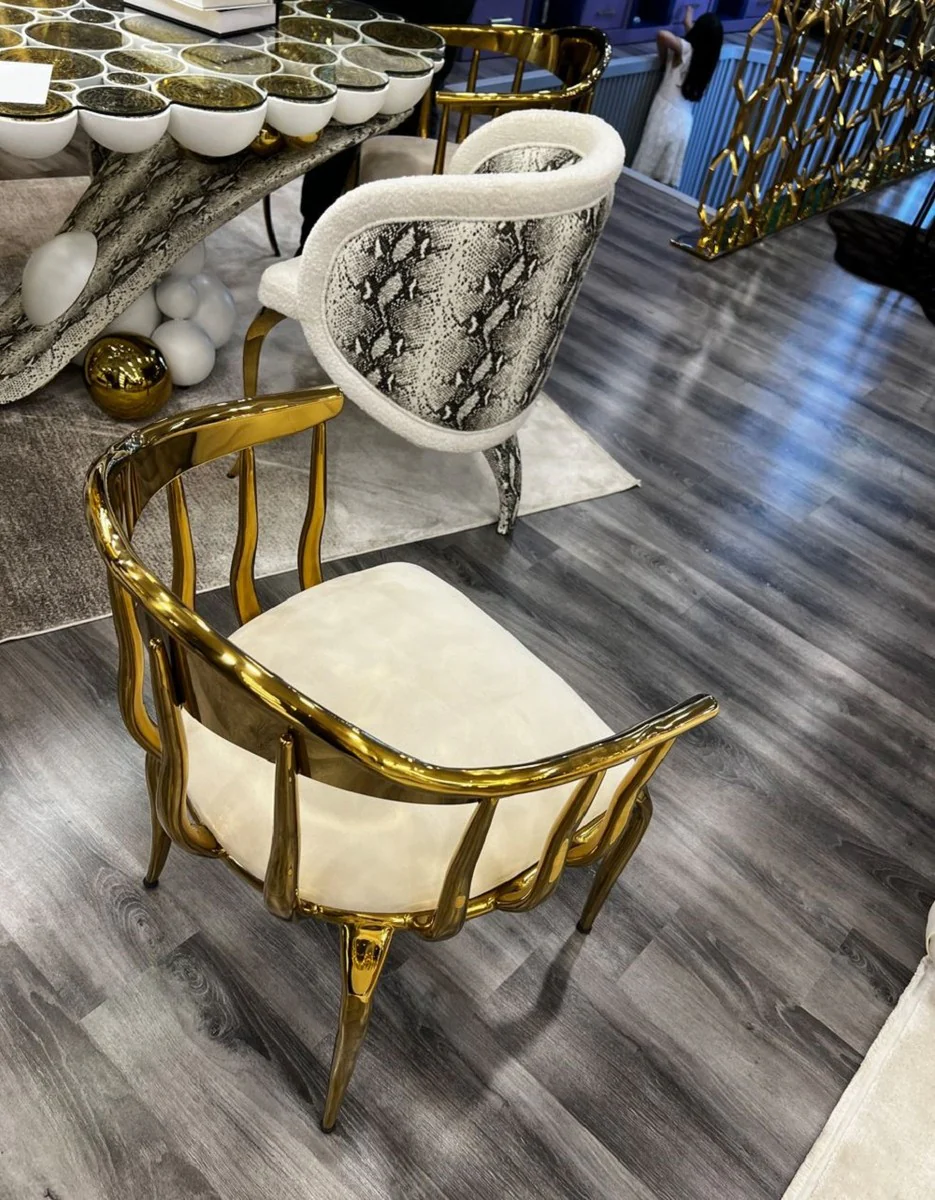 Luxus Designer Esszimmer Stuhl mit Armlehnen Creme / Gold 57 x 57 x H. 82 cm - Esszimmer Möbel - Luxus Möbel - Hotel & Restaurant Möbel - Designer Möbel