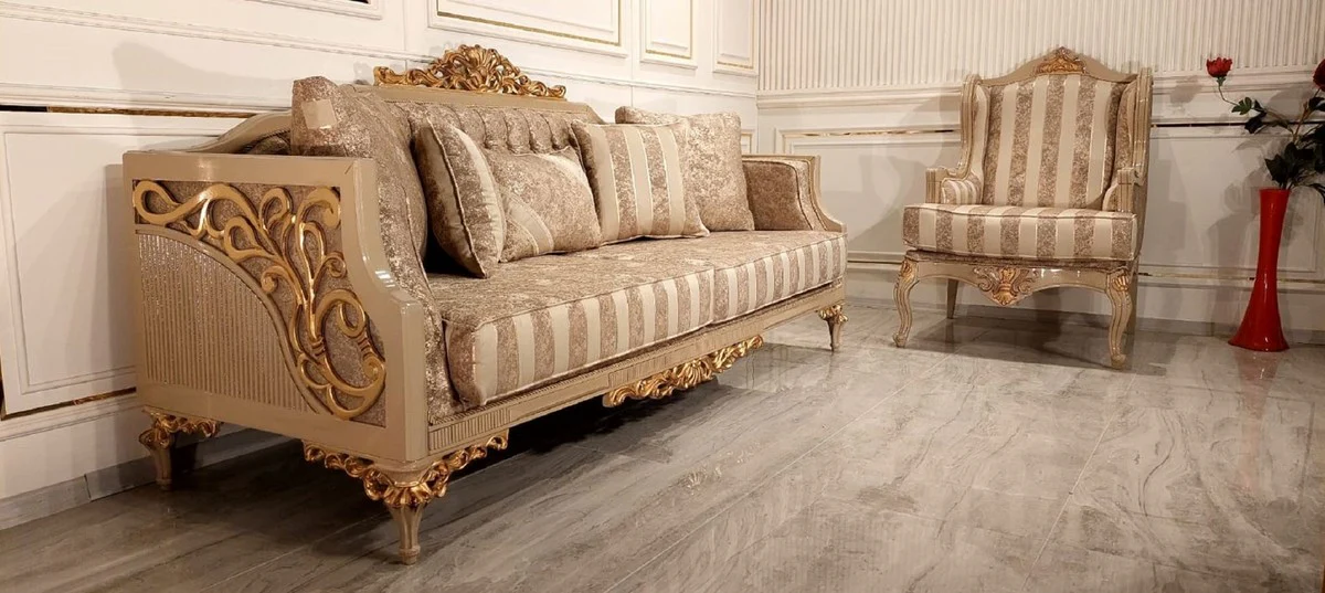 Luxus Barock Sofa Gold / Beige / Gold - Prunkvolles Wohnzimmer Sofa mit Streifen - Barock Wohnzimmer & Hotel Möbel - Edel & Prunkvoll