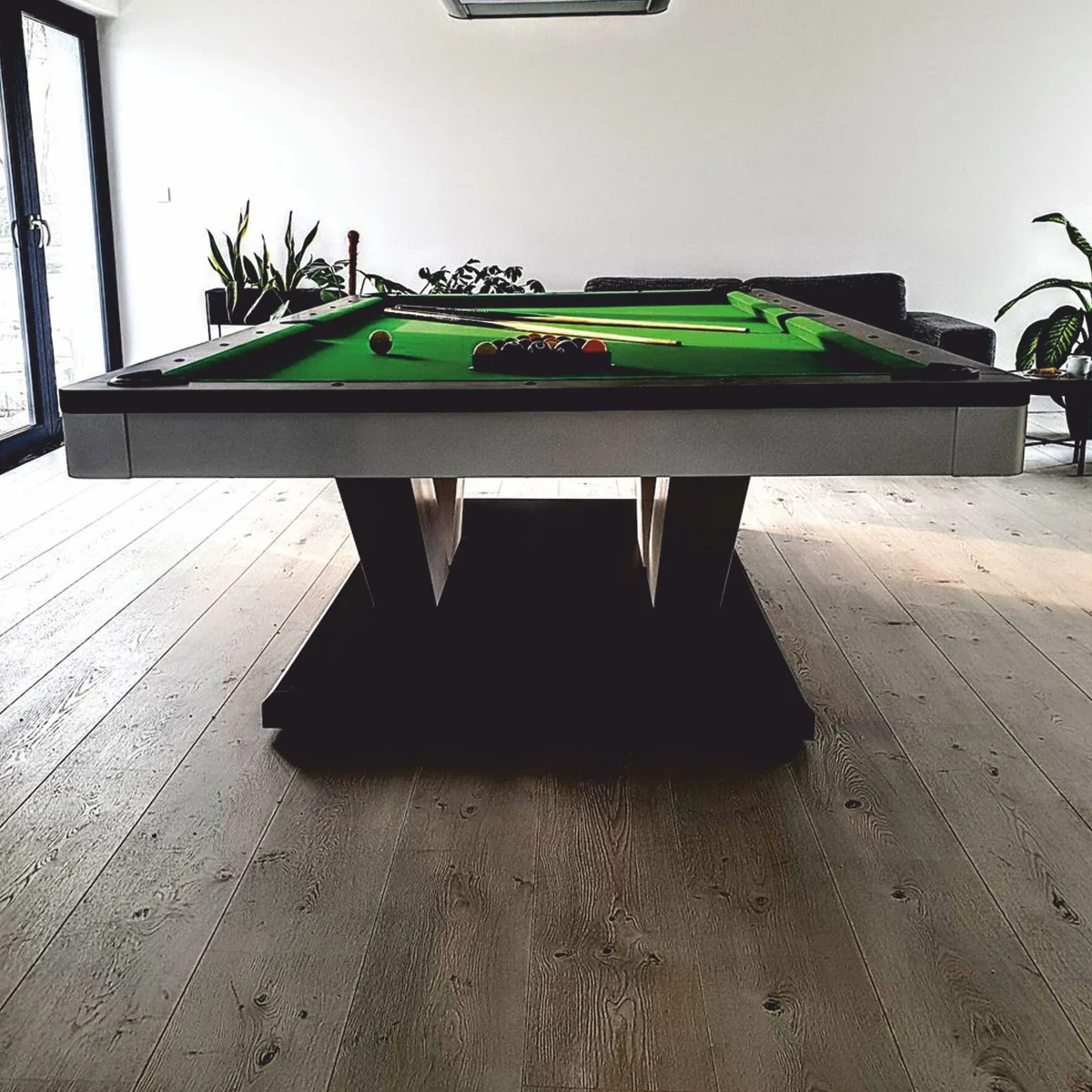 Luxus Pool Billardtisch / Esstisch 8ft Weiß / Schwarz / Grün