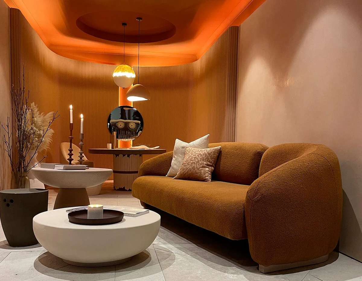 Luxus Sofa Braun / Naturfarben 260 x 100 x H. 100 cm - Wohnzimmer Sofa - Hotel Sofa - Wohnzimmer Möbel - Hotel Möbel - Luxus Möbel - Luxus Einrichtung