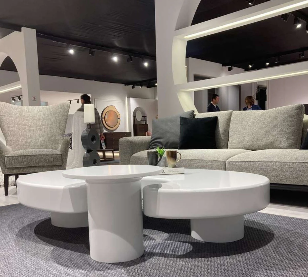 Luxus Couchtisch mit Beistelltisch Weiß 171 x 110 x H. 35,5 cm - Ovaler Wohnzimmertisch mit Beistelltisch - Wohnzimmer Möbel - Luxus Möbel - Luxus Einrichtung