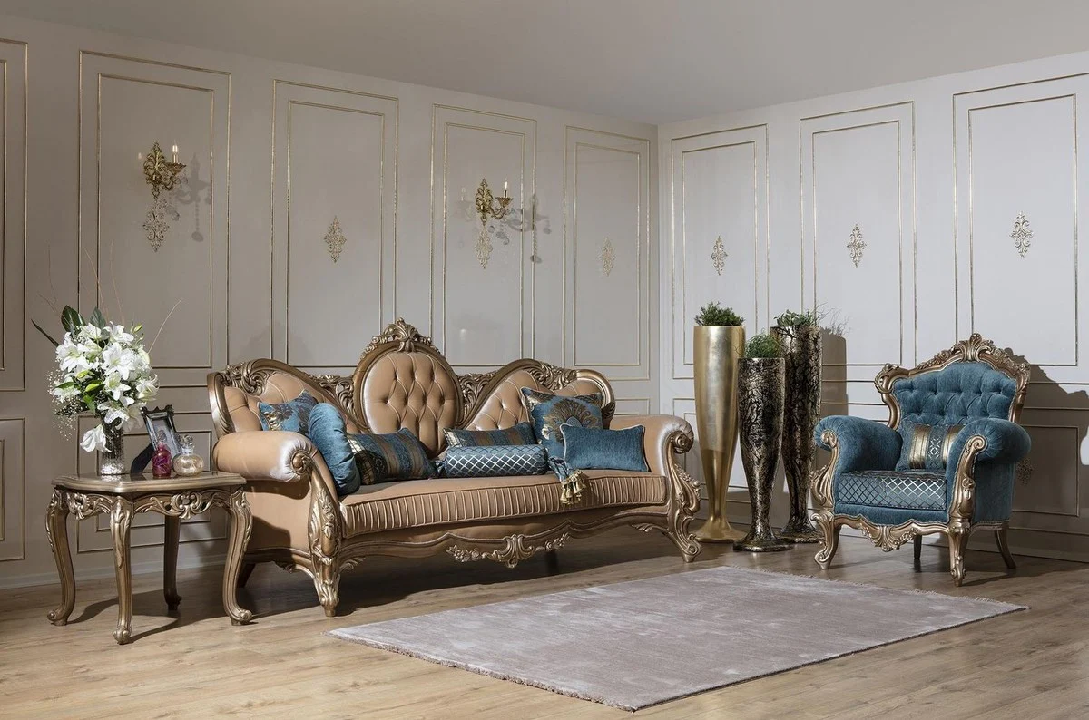 Luxus Barock Sofa Braun / Gold 260 x 90 x H. 125 cm - Prunkvolles Wohnzimmer Sofa mit dekorativen Kissen - Barock Möbel