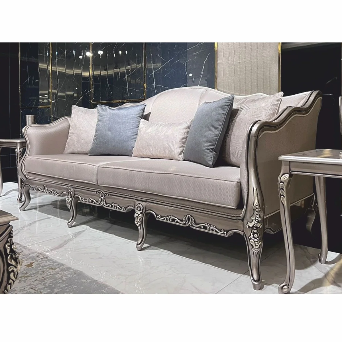 Luxus Barock Sofa Silber 225 cm - Barockstil Wohnzimmer Möbel