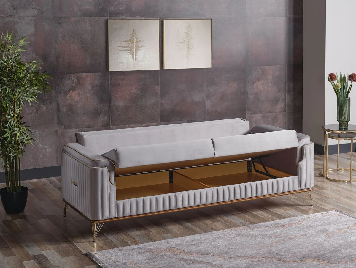 Luxus Schlafsofa Hellgrau / Braun / Gold 228 x 94 x H. 88 cm - Wohnzimmer Sofa mit 3 Kissen - Luxus Wohnzimmer Möbel