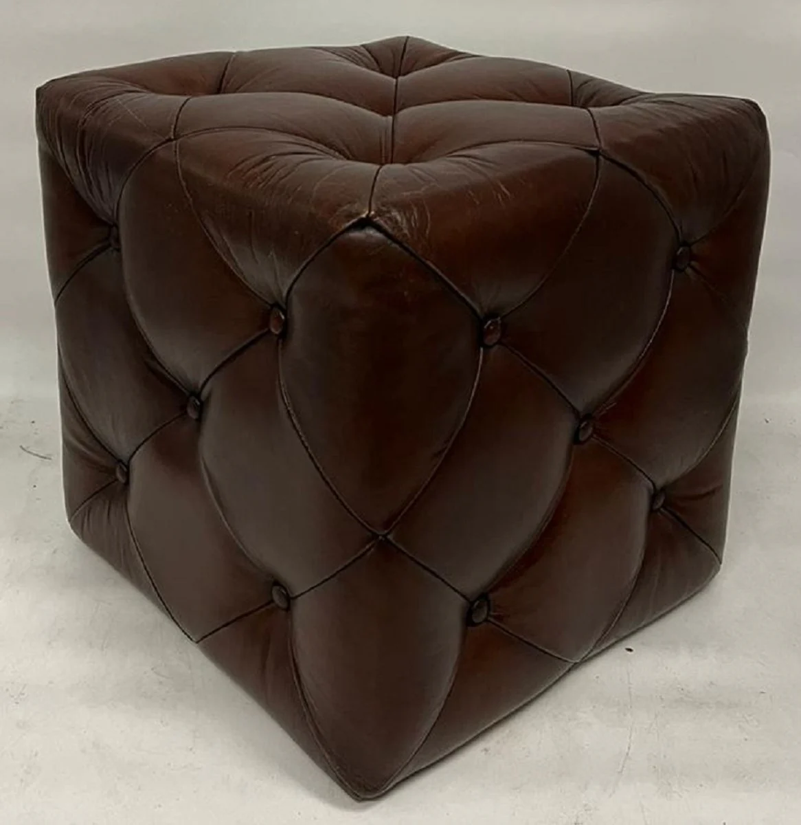 Luxus Chesterfield Leder Hocker Dunkelbraun 40 x 40 x H. 40 cm - Echtleder Fußhocker - Echtleder Würfelhocker - Chesterfield Wohnzimmer - Echtleder Möbel - Luxus Möbel