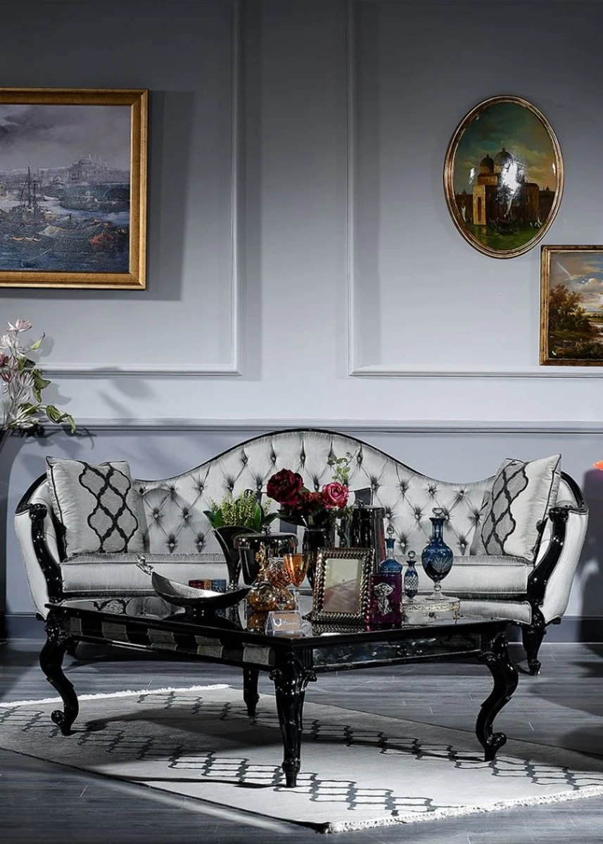 Luxus Barock Wohnzimmer Set Silber / Schwarz - 2 Sofas & 2 Sessel & 1 Couchtisch & 2 Beistelltische - Wohnzimmer Möbel im Barockstil - Edel & Prunkvoll