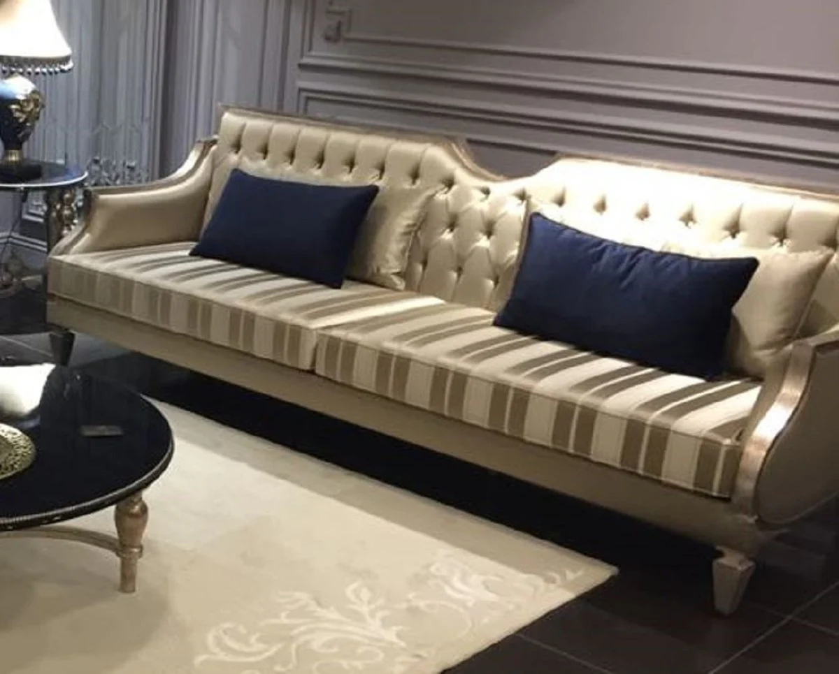 Luxus Barock Sofa Gold / Weiß / Antik Silber - Handgefertigtes Wohnzimmer Sofa mit Streifen - Barock Wohnzimmer Möbel - Edel & Prunkvoll