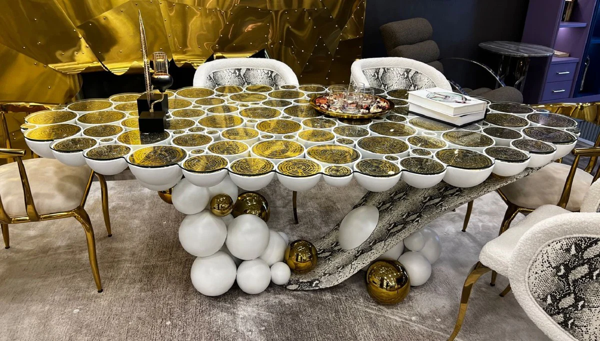 Luxus Designer Esstisch mit Glasplatte Weiß / Gold / Schwarz 230 x 120 x H. 76 cm - Esszimmer Möbel - Luxus Möbel - Designer Möbel