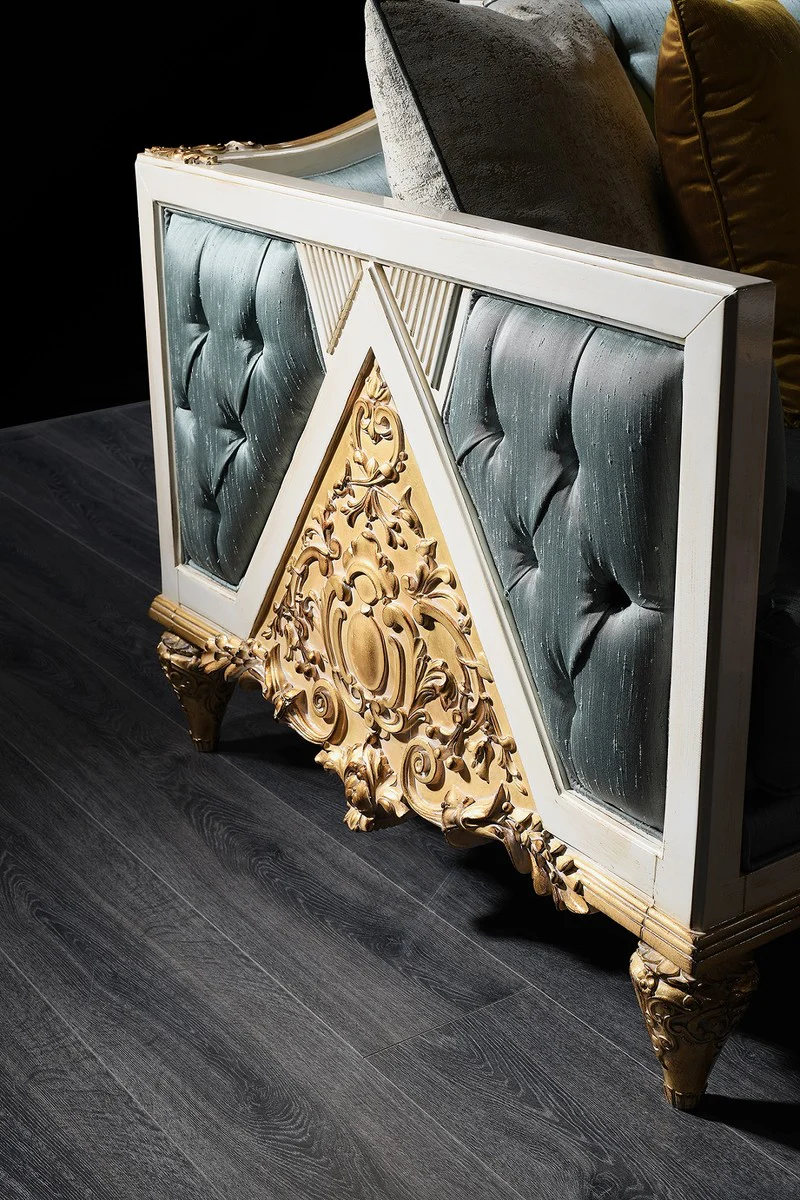 Luxus Barock Sofa Türkis / Weiß / Gold 256 x 89 x H. 90 cm - Prunkvolles Chesterfield Wohnzimmer Sofa im Barockstil