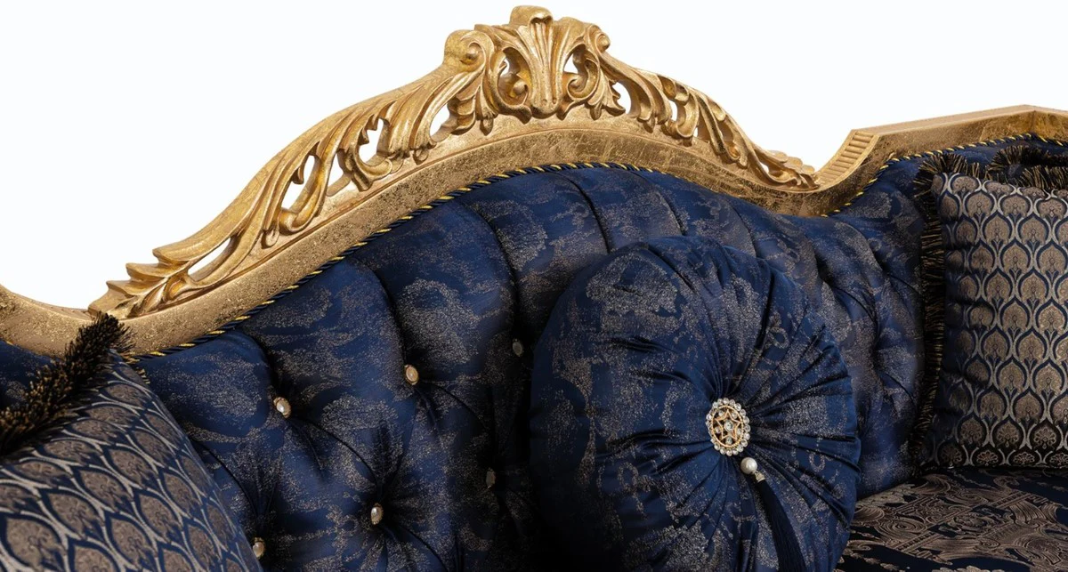 Luxus Barock Sofa mit Glitzersteinen und dekorativen Kissen Dunkelblau / Gold 228 x 93 x H. 108 cm - Barock Wohnzimmer Möbel