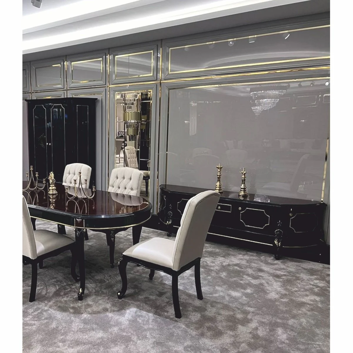 Luxus Barock Vitrine mit 2 Glastüren und Schublade Schwarz / Gold - Barockstil Möbel