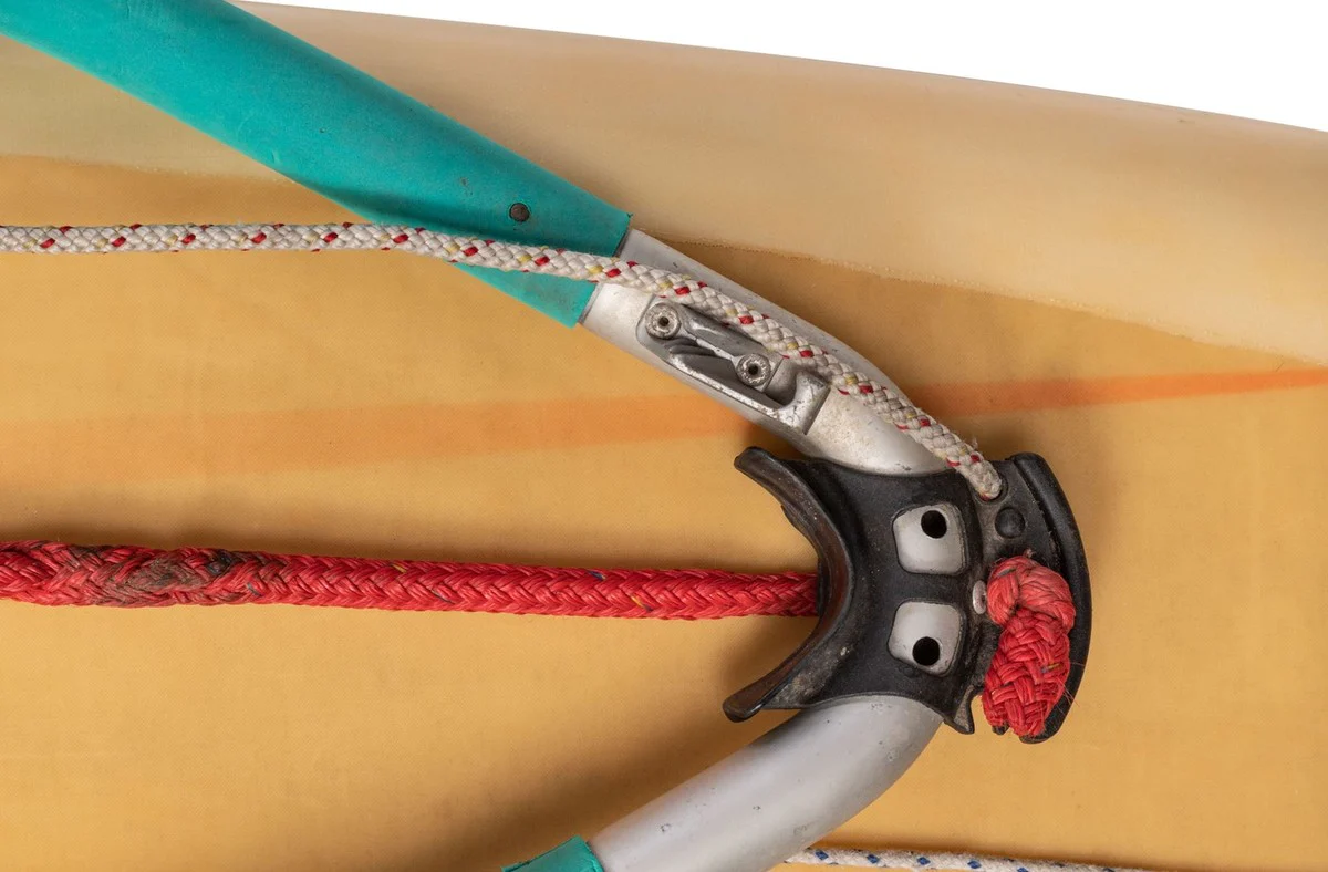 Luxus Deko 80er Jahre Vintage Surfboard 298 x 61 x H. 14 cm - Gebrauchtes Retro Surfboard - Sammlerstück