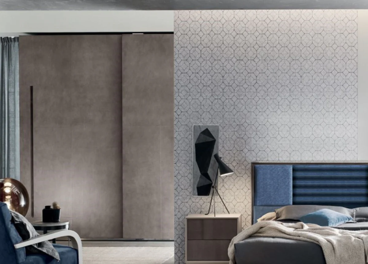 Luxus Schlafzimmerschrank Grau 295 x 68 x H. 250 cm - Massivholz Kleiderschrank mit 2 Schiebetüren - Schlafzimmer Möbel - Luxus Qualität