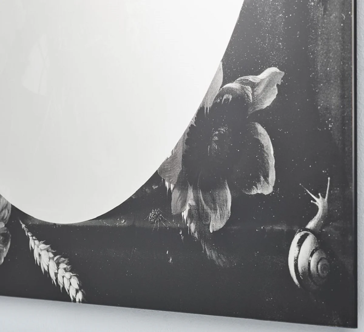 Designer Wandspiegel Schwarz / Grau 70 x H. 101,3 cm - Garderobenspiegel - Wohnzimmer Spiegel - Schlafzimmer Spiegel - Luxus Qualität