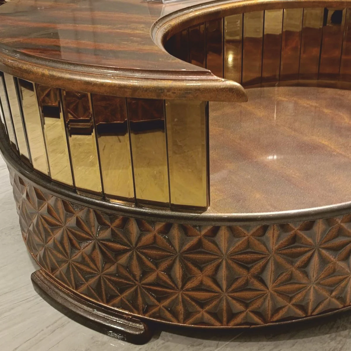 Luxus Art Deco Couchtisch Kupfer / Grau / Gold Ø 104 cm - Wohnzimmer Möbel