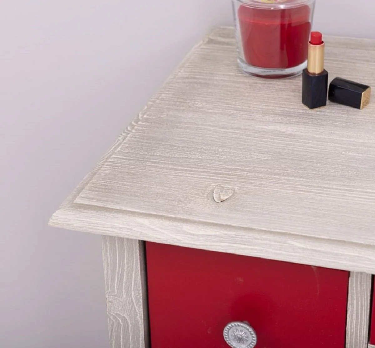 Landhausstil Kommode mit Spiegel Hellgrau / Rot - Massivholz Schrank mit Wandspiegel - Landhausstil Garderoben Möbel