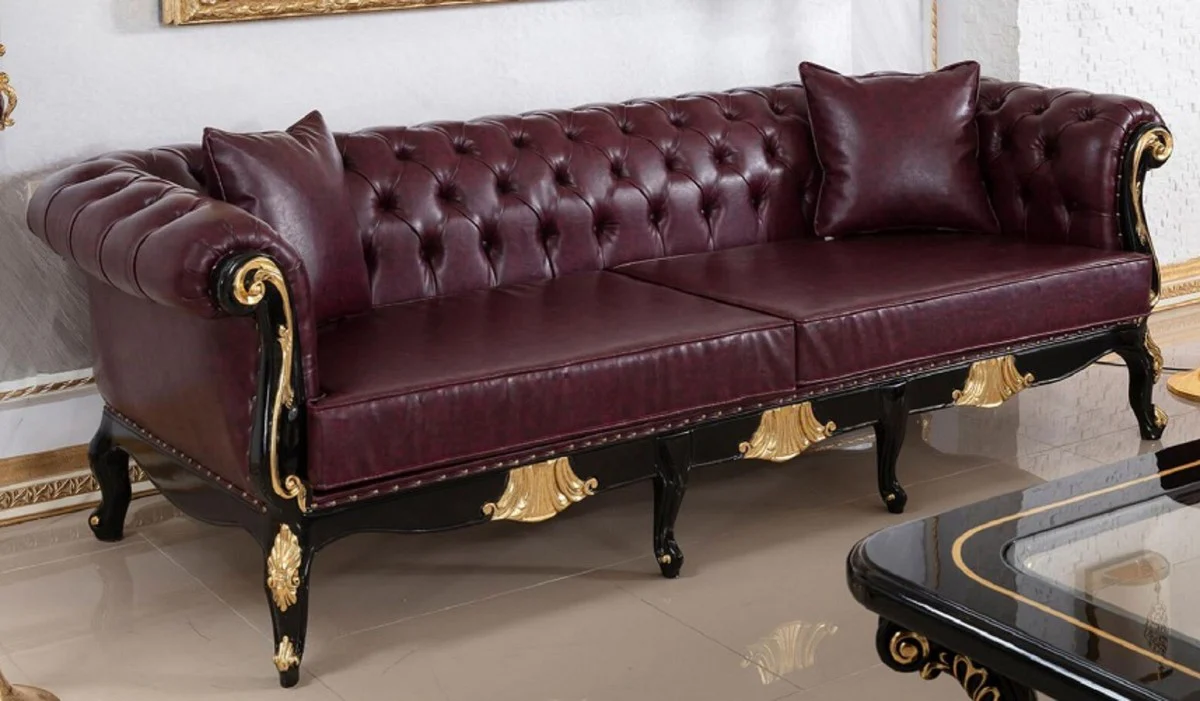 Luxus Barock Chesterfield Leder Sofa Bordeauxrot / Schwarz / Gold - Prunkvolles Wohnzimmer Echtleder Sofa - Barock Chesterfield Leder Möbel - Luxus Möbel im Barockstil