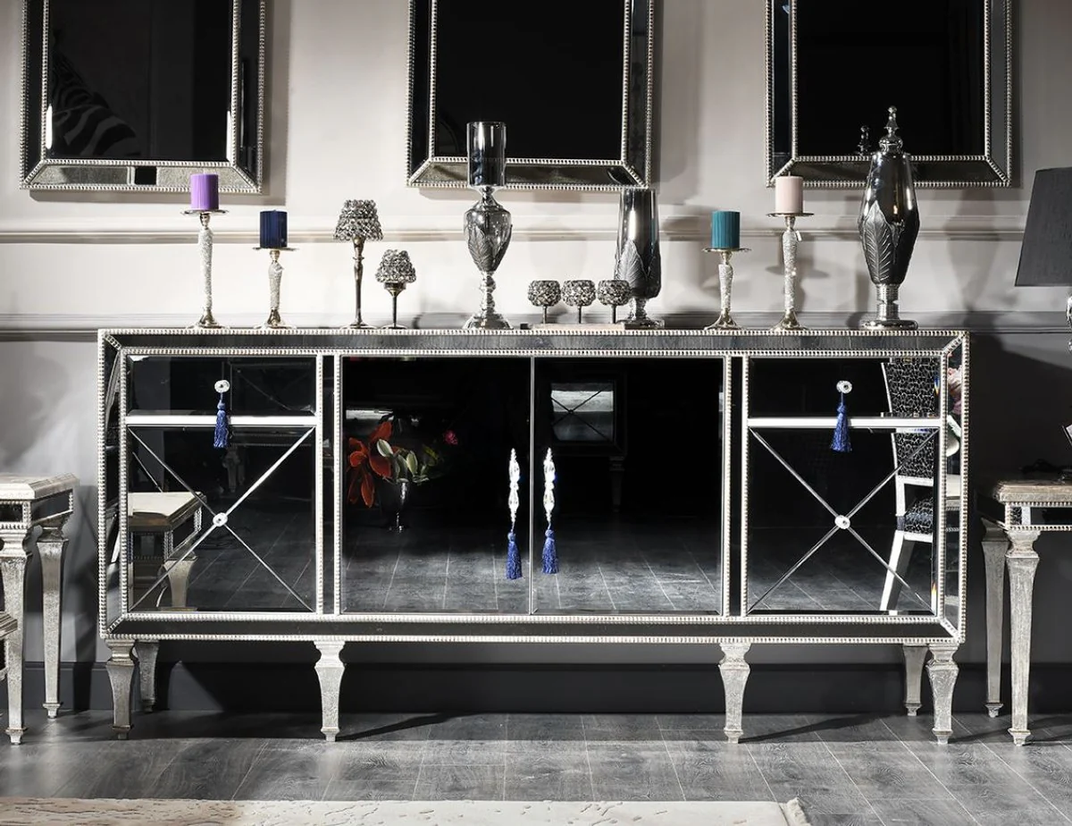 Luxus Barock Kommode mit Spiegelglas Silber / Gold 205 x 55 x H. 100 cm - Verspiegelter Wohnzimmerschrank - Luxus Qualität