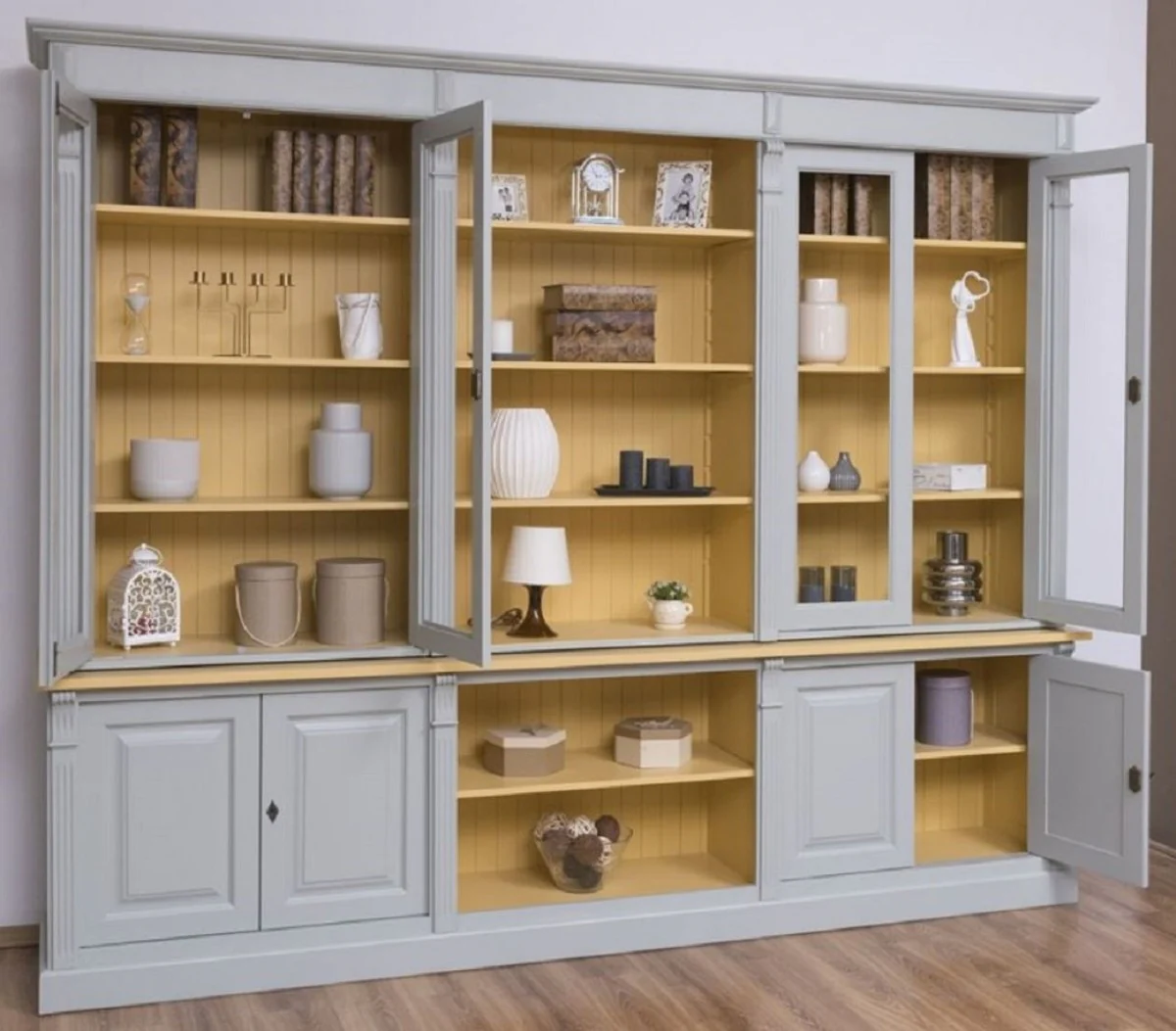 Landhausstil Wohnzimmerschrank Grau / Gelb 286 x 51 x H. 228 cm - Massivholz Schrank - Bücherschrank - Regalschrank - Landhausstil Möbel