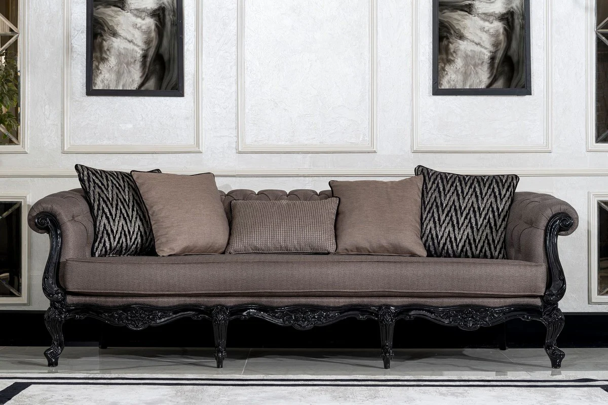 Luxus Barock Wohnzimmer Sofa Grau / Schwarz - Handgefertigtes Barockstil Sofa mit dekorativen Kissen - Luxus Wohnzimmer Möbel im Barockstil - Barock Möbel - Edel & Prunkvoll