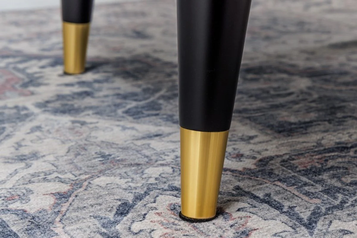 Chesterfield Sessel Weiß / Schwarz / Gold Ohrensessel aus dem Hause Casa Padrino