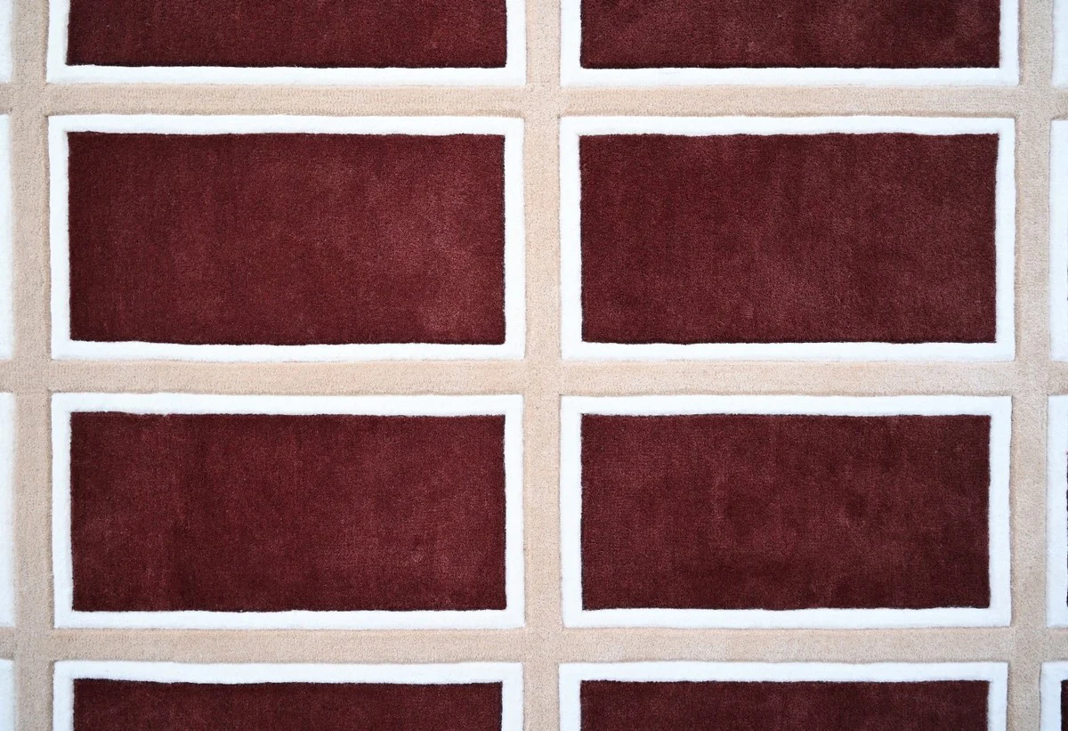 Luxus Teppich mit Mäander Muster Bordeauxrot / Creme 300 x 400 cm