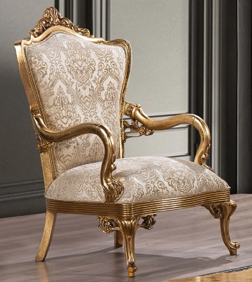 Luxus Barock Wohnzimmer Set Gold / Antik Gold - 2 Barock Sofas & 2 Barock Sessel & 1 Barock Couchtisch - Luxus Wohnzimmer Möbel im Barockstil - Barock Möbel - Edel & Prunkvoll
