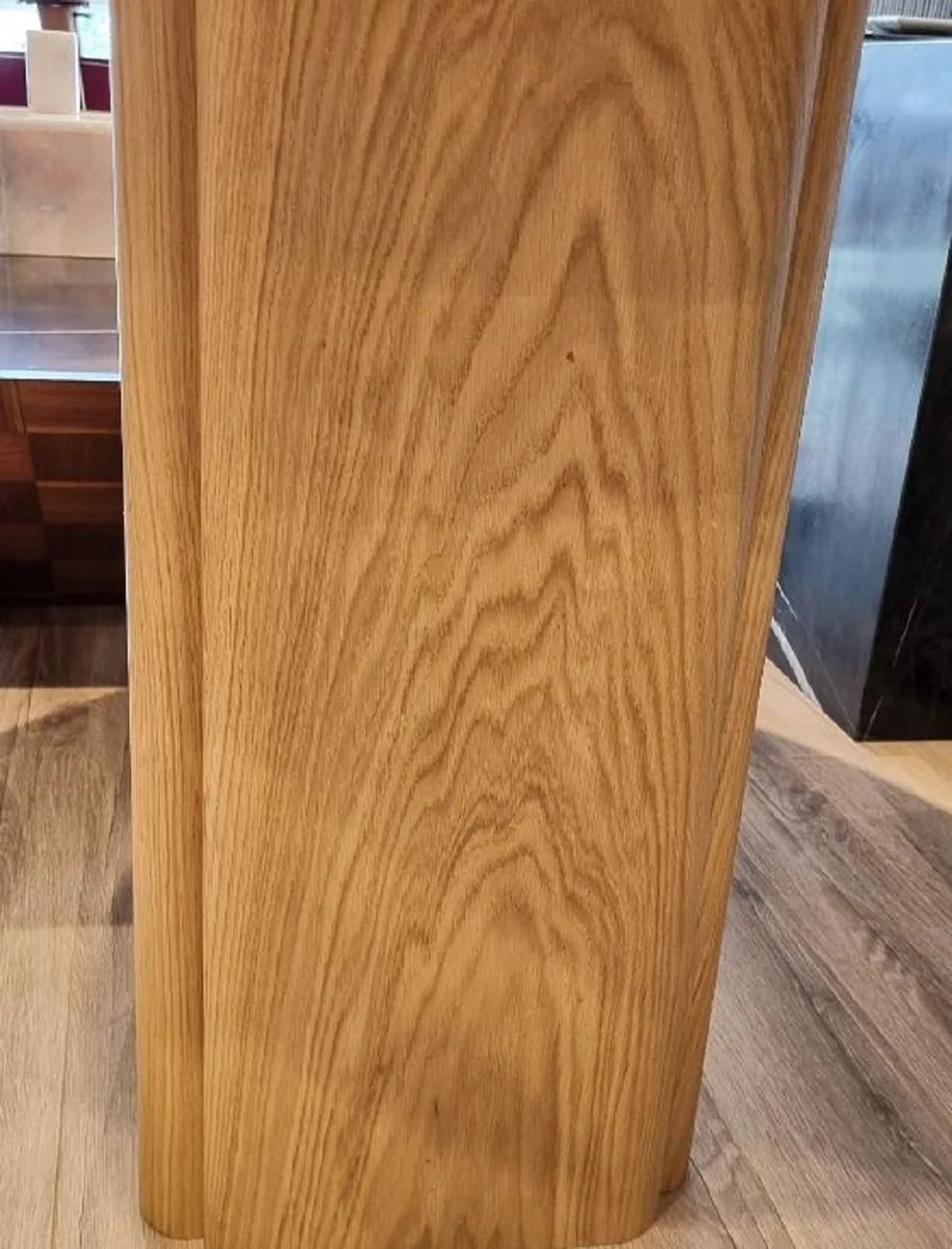 Luxus Esstisch Beige / Braun Ø 100 x H. 75 cm - Runder Esszimmertisch mit Marmor Tischplatte - Esszimmer Möbel - Luxus Möbel