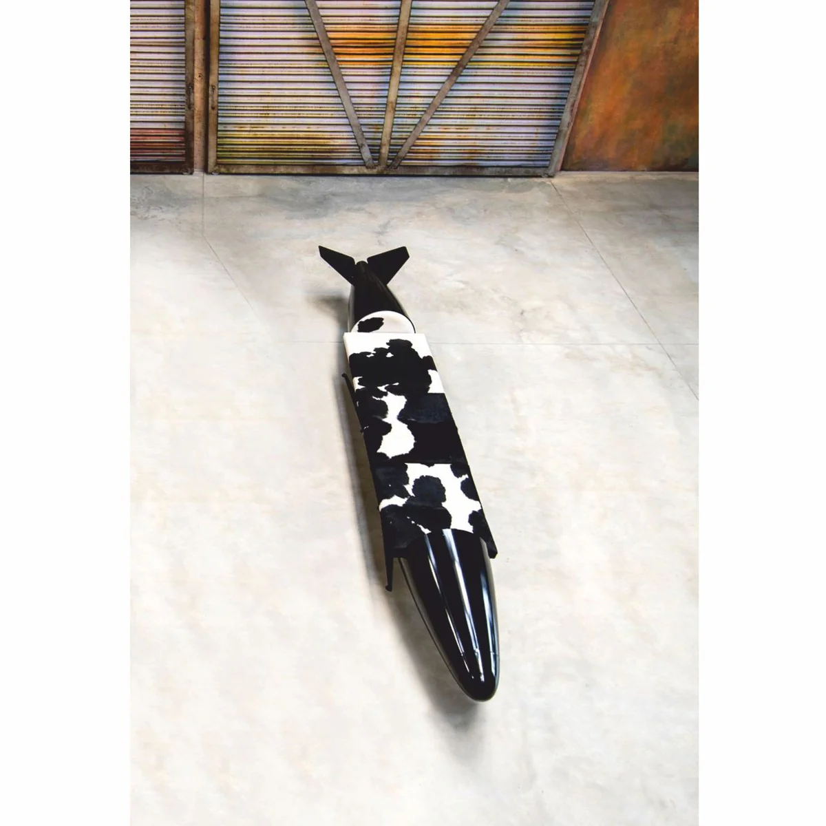 Luxus Sitzbank in Torpedo Form 560 cm - Original Zusatztank Tornado Fighter deutsche Luftwaffe