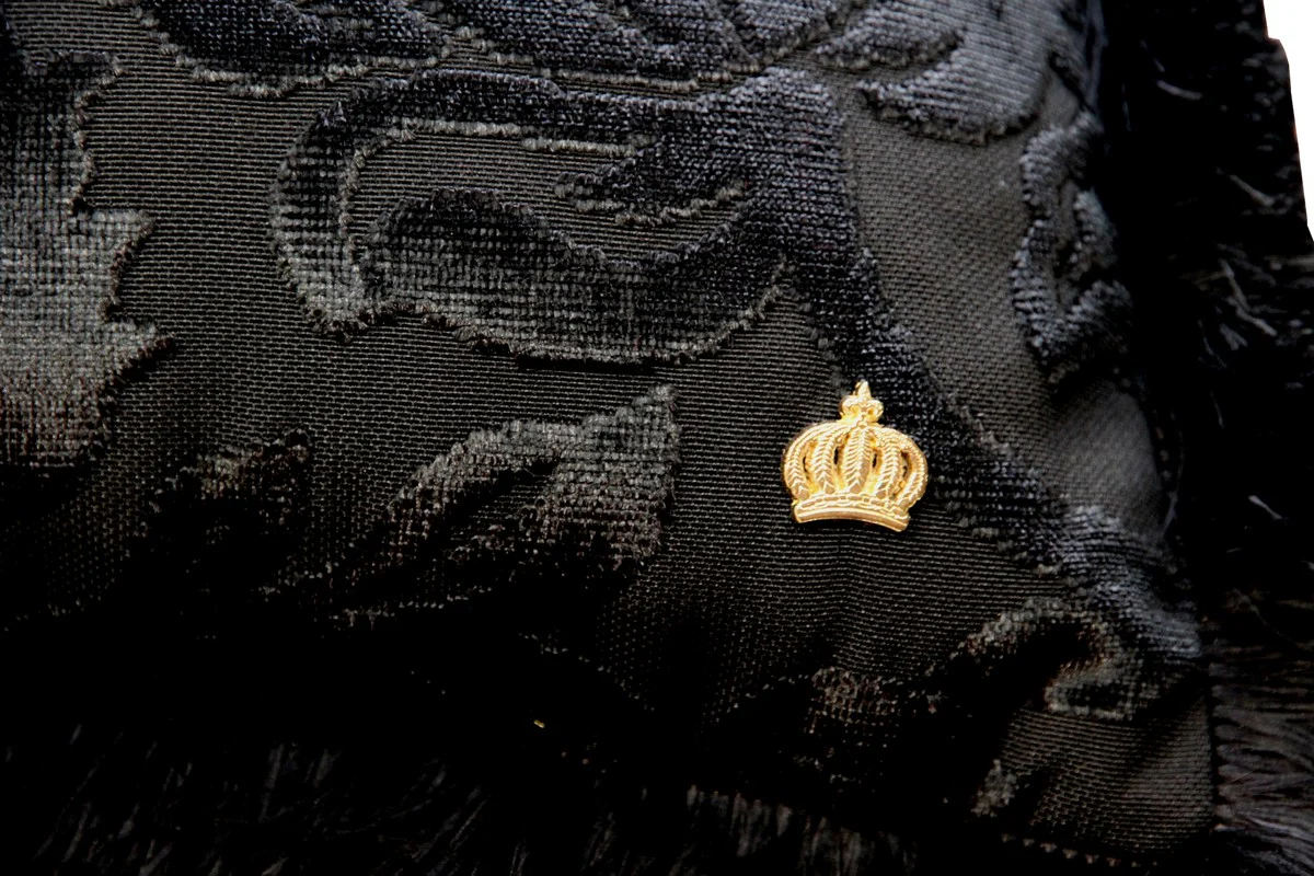 Luxus Kissen Pompöös by von Harald Glööckler Elegance Collection Barock Muster Schwarz / Schwarz 50 x 50 cm - Luxuskissen