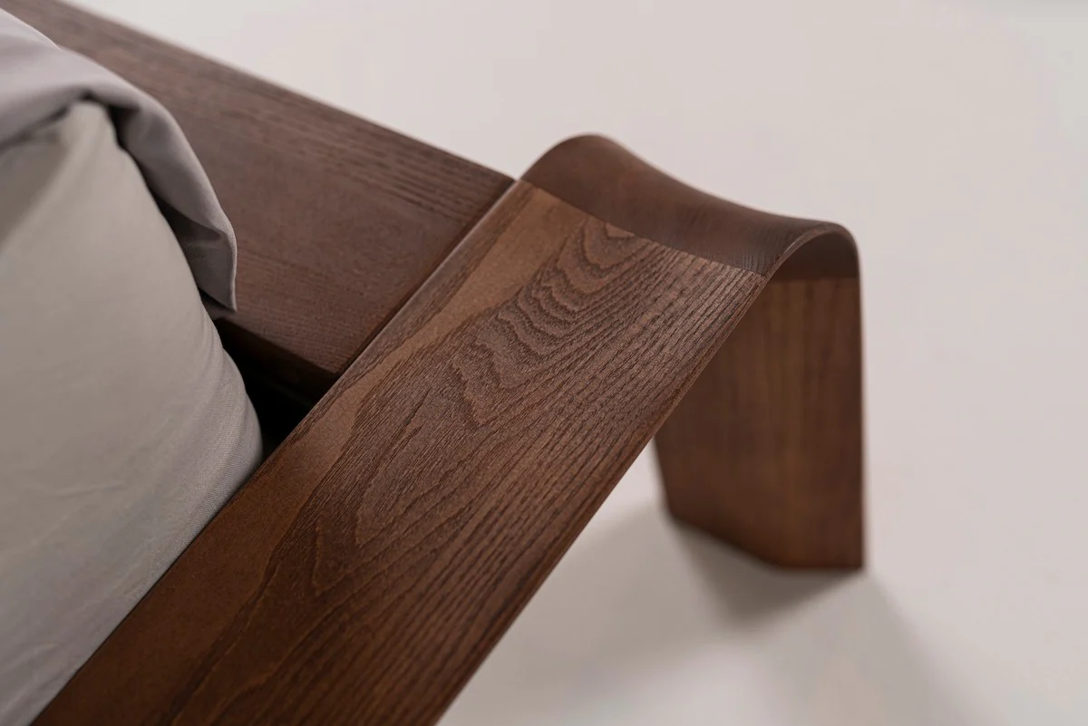 Luxus Massivholz Doppelbett Dunkelbraun - Verschiedene Größen