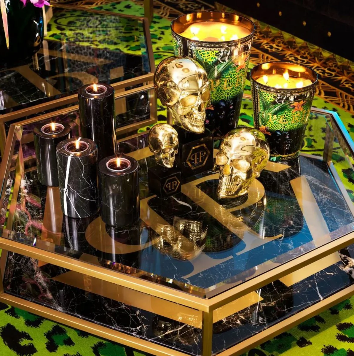 Philipp Plein Luxus Designer Deko Totenkopf Gold 14 x 22 x H. 16 cm