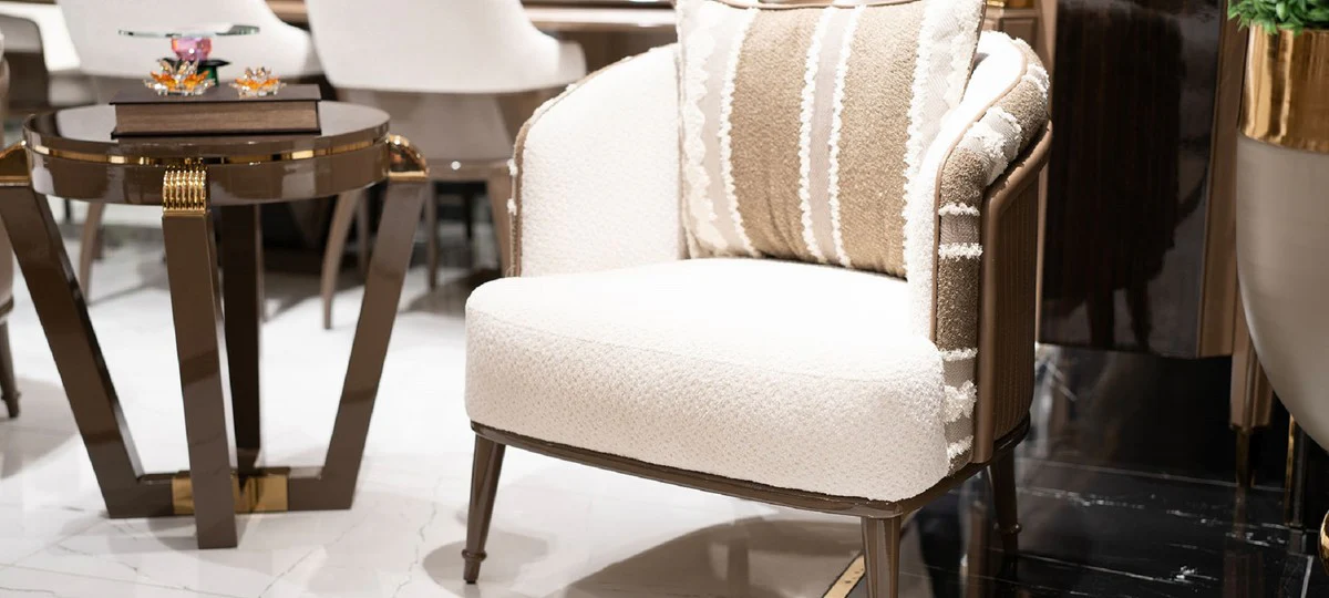 Luxus Beistelltisch Braun / Gold - Runder Massivholz Beistelltisch - Wohnzimmer Möbel - Hotel Möbel - Luxus Möbel