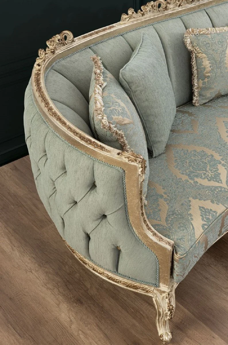 Luxus Barock Sofa Grün / Antik Gold - Prunkvolles Wohnzimmer Sofa mit elegantem Muster - Barock Wohnzimmer Möbel