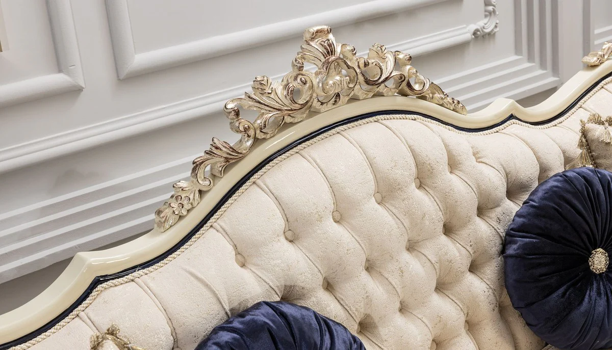 Luxus Barock Sofa Weiß / Creme / Schwarz / Antik Gold - Barockstil Wohnzimmer Sofa mit elegantem Muster - Luxus Wohnzimmer Möbel im Barockstil - Barock Einrichtung - Barock Möbel