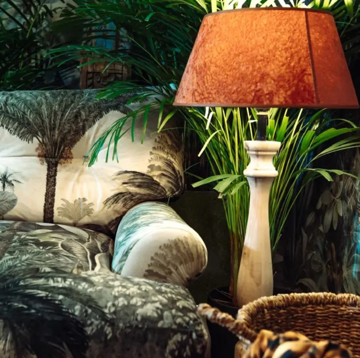 Luxus Samt Sofa Grün / Mehrfarbig / Schwarz / Messing 200 x 100 x H. 87 cm - Wohnzimmer Sofa - Hotel Sofa - Wohnzimmer Möbel - Hotel Möbel - Luxus Möbel - Wohnzimmer Einrichtung